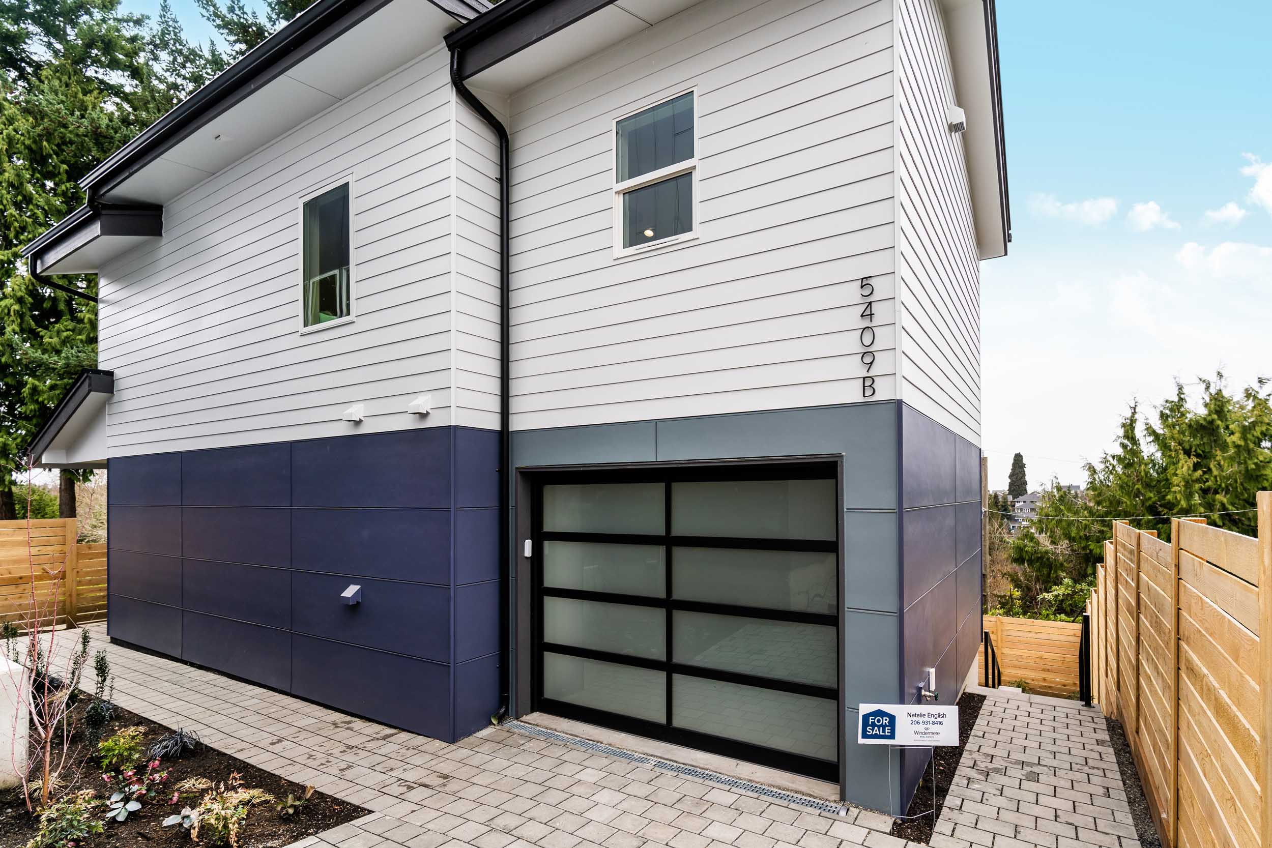 Exterior of a DADU located at 5409 37th Ave SW, Seattle, WA 98126