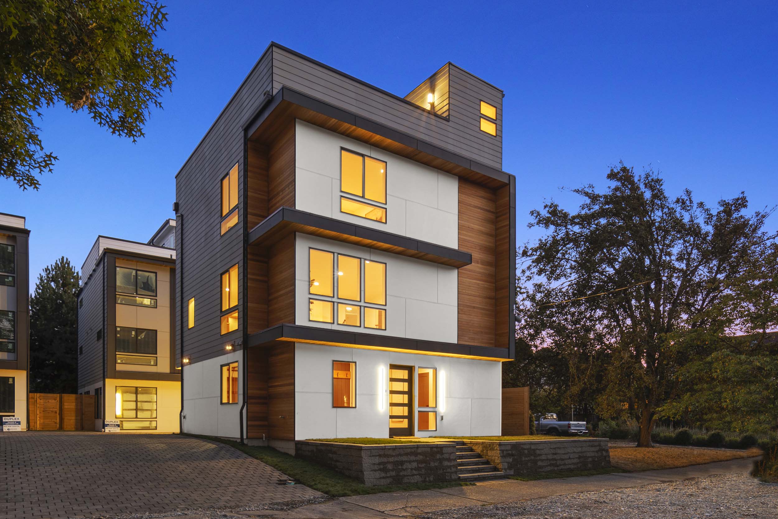 SFR Exterior located at 833 NW 53rd St, Seattle, WA 98107