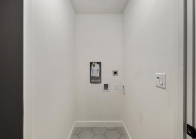 Duplex Interior located at 833 NW 53rd St, Seattle, WA 98107