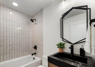 AADU at 4720B 45th Ave SW Seattle, WA 98116