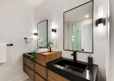 AADU at 4720B 45th Ave SW Seattle, WA 98116